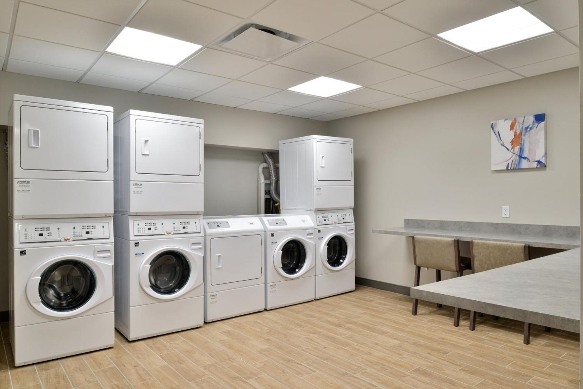 Candlewood Suites - Joliet Southwest By Ihg Εξωτερικό φωτογραφία